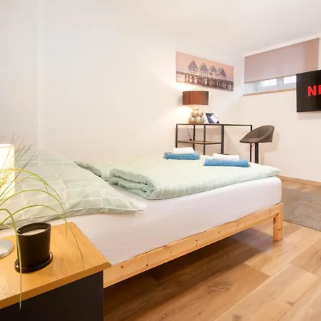 Apartmán Lendkanal - - Netflix - Waschmaschine - Kaffeevollautomat - 8 Pax - 4 Schlafzimmer *