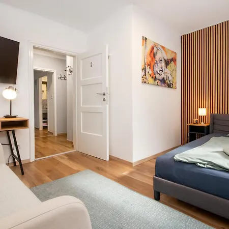 Lendkanal - - Netflix - Waschmaschine - Kaffeevollautomat - 8 Pax - 4 Schlafzimmer Klagenfurt am Woerthersee